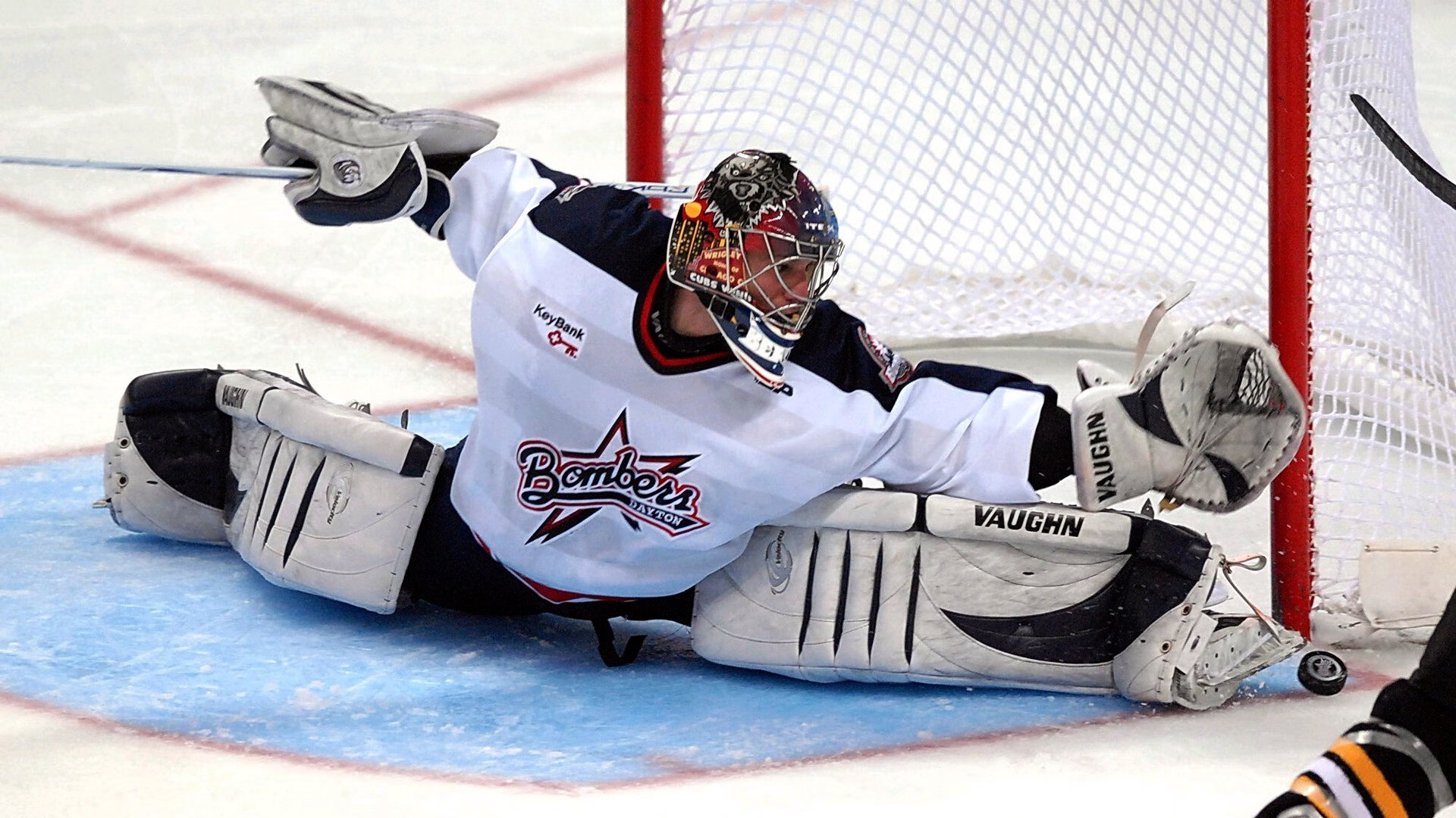 “破纪录时刻！——超越自己、刷新历史的极速瞬间”，突破纪录什么意思